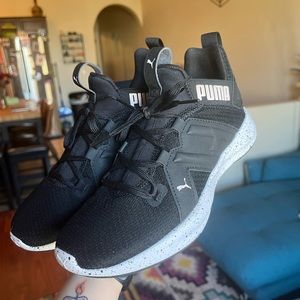 Women’s PUMA Sneakers